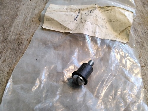 Mgb mgc bonnet captive - mgb,