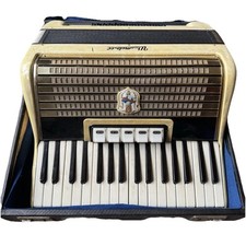 Weltmeister Worldmaster Piano Accordion Bass Treble Key Register Coupler