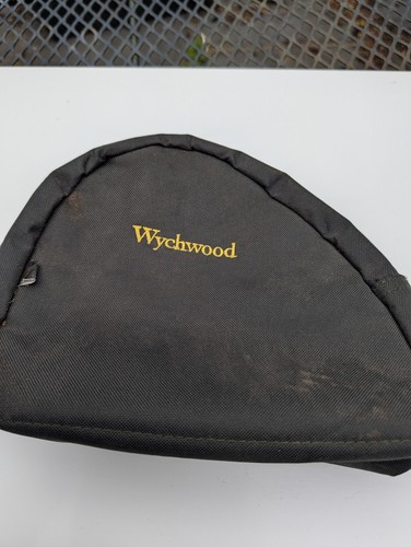 Wychwood carp padded reel - wychwood,