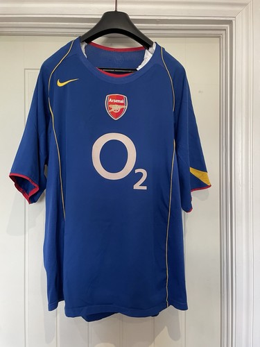 Arsenal 2005 away - arsenal, 2005/06