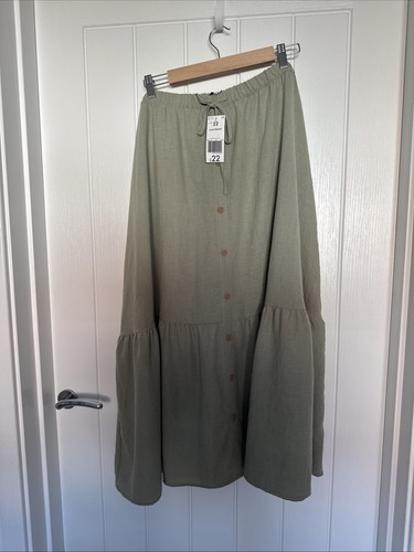 Bnwt size elasticated - elasticated, waist