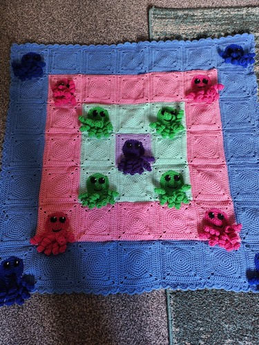 Crochet baby blankets - baby,