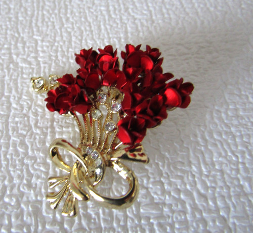 Vintage brooch avon 1990 red - avon, 1990's