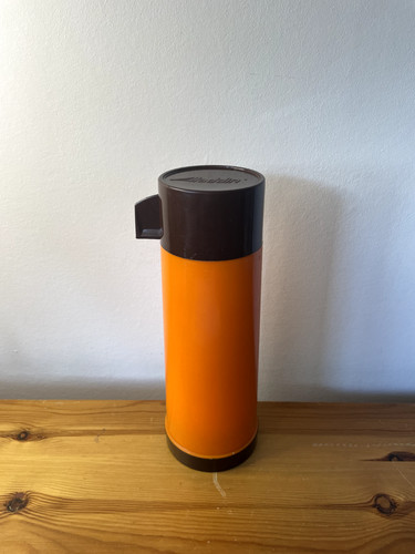 Vintage retro aladdin - retro, vacuum