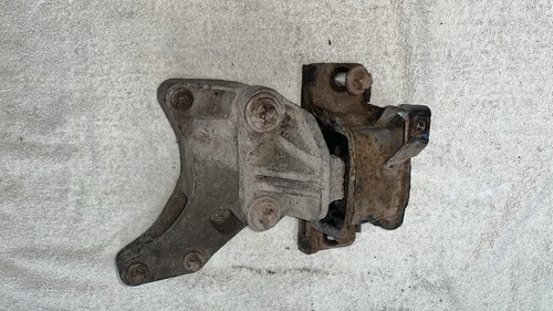 Vauxhall corsa gearbox mount - gearbox,