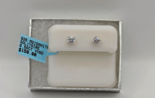 Moissanite solitaire - ct,