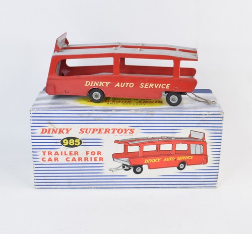 Dinky toys 985 - car, carrier