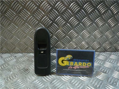 96565184xt right front - right, window