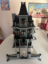 Custom Monster House Building Bricks