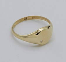 375 9ct Solid Yellow Gold 8mm Personalised Round Signet Ring ALL SIZES