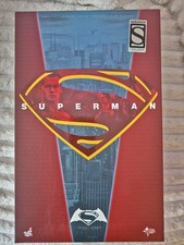 Hot Toys - Superman - Batman v