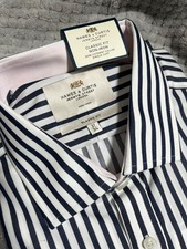 Hawes & Curtis Classic Fit
