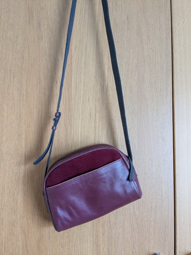 White stuff burgundy plum - white,