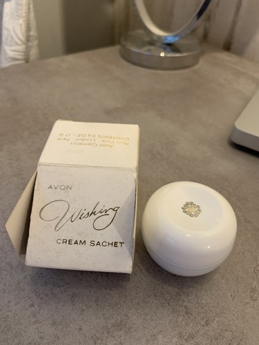 Avon wishing cream - avon, sachet