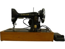 Vintage Singer 99K Sewing