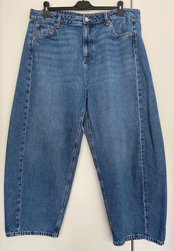 Ladies barrel leg jeans - leg,
