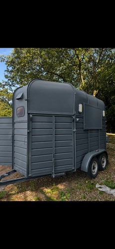 Vintage horsebox catering - vintage,