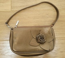 BNWOT Ladies FIORE Shoulder Clutch Hand Bag 3D ROSE Zip BRONZE GOLD