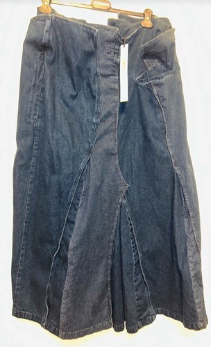 Beautiful denim skirt - , by