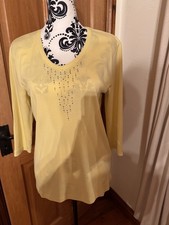 Olsen lemon Diamanté V- Neck Top fit size 12