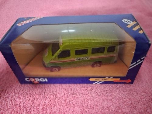 Corgi toys c676 2 ford - c676/2,