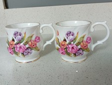 2 Queens Fine Bone China