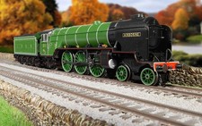 Hornby OO Gauge LNER Thompson