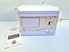 Vintage Retro Swan Compact