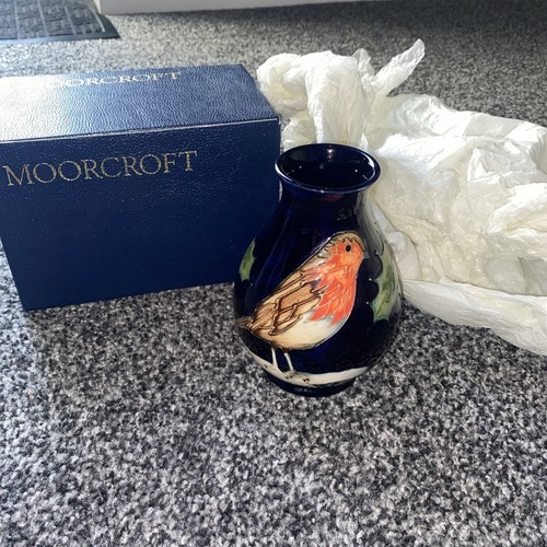 Moorcroft robin blue vase - blue,