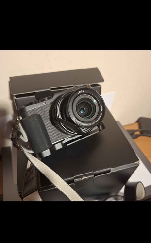 Leica lux mint condition - mint,