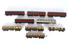 Ratio, Triang, Kit Built OO Gauge Selection of Mixed Coaches x 9