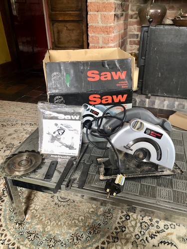 Saw 1100w circular - saw,