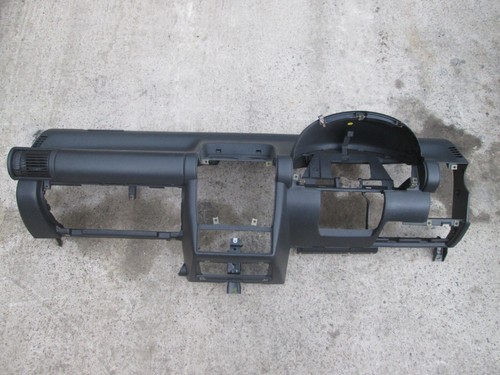 1999 vauxhall corsa black - 1999, b