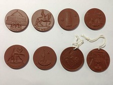 8 porcelain medals, Meissen