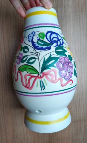 Poole pottery hand - pottery, painted