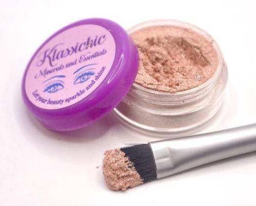 Loose powdered mineral - loose,
