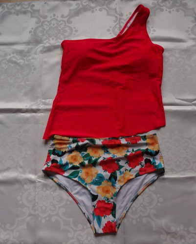 Nwt beachsissi neon - nwt,