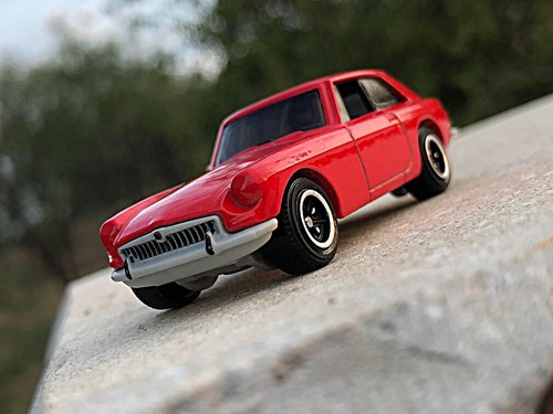 Mgb coupe year 1971 red - coupe,