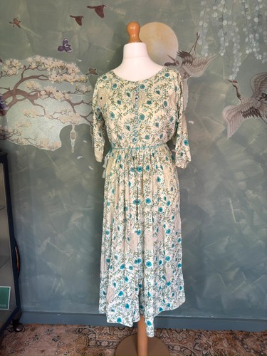 Cream embroidered vintage - embroidered, midi