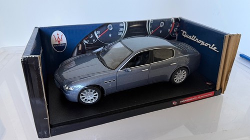 Diecast model hot wheels - 1:18,