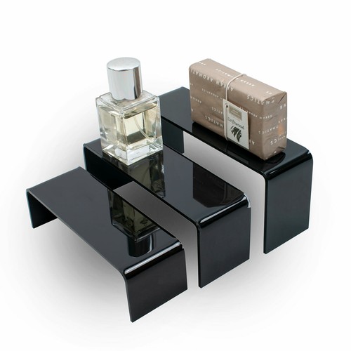 Set acrylic plinth risers - of,