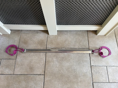 Rear strut brace pink - brace,