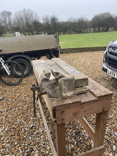 Work bench with vice - with,