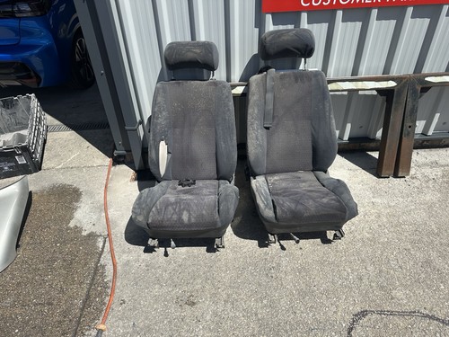 Ford xr3i front seats pair - front,