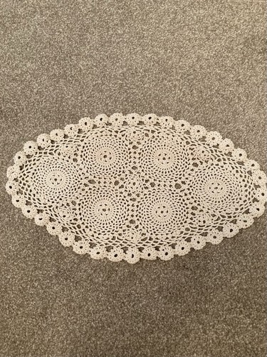 Vintage beige oval crochet - beige,