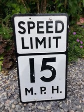 Vintage Cast Metal Road Traffic 15 MPH Speed Limit Sign