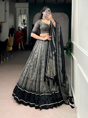 Bollywood designer lehenga - bollywood,