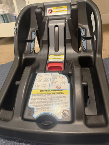 Graco infant car - car, seat