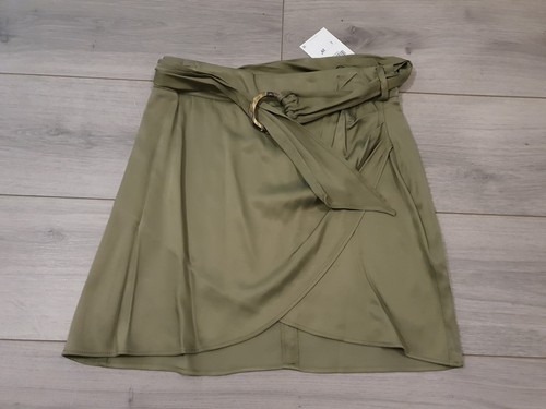 Bnwt zara green - zara, faux