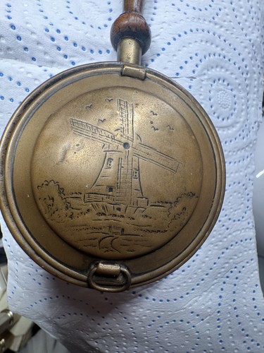 Brass bed pan ornament - , with